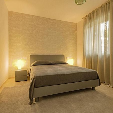 Alloggio Nuovo In Centro Paese Corneliano d'Alba Exteriör bild