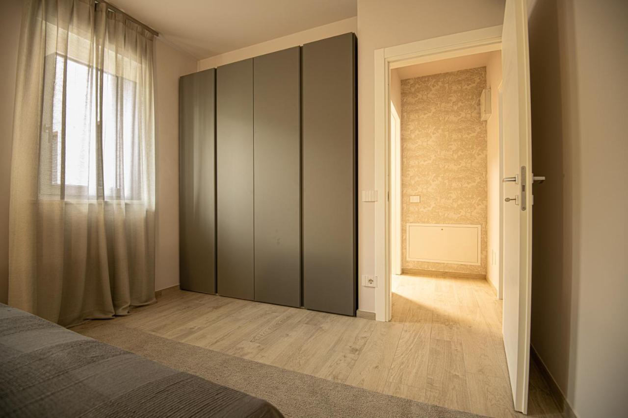 Alloggio Nuovo In Centro Paese Corneliano d'Alba Exteriör bild